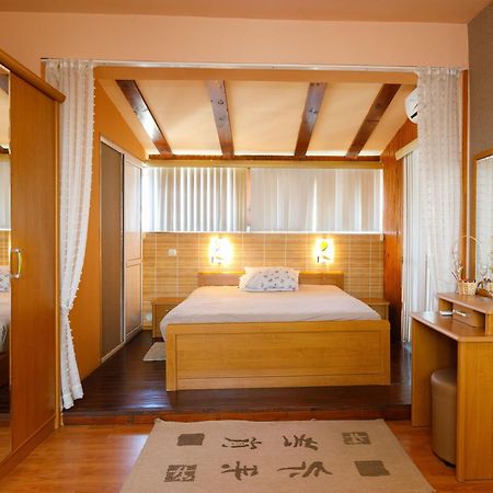 Casa Del Mar Apartments Pantai Sunny Bagian luar foto