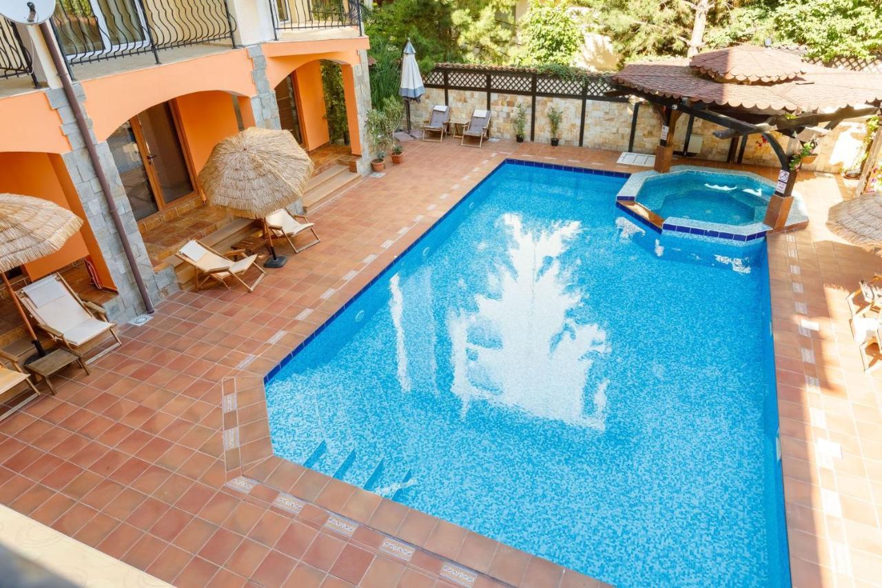 Casa Del Mar Apartments Pantai Sunny Bagian luar foto